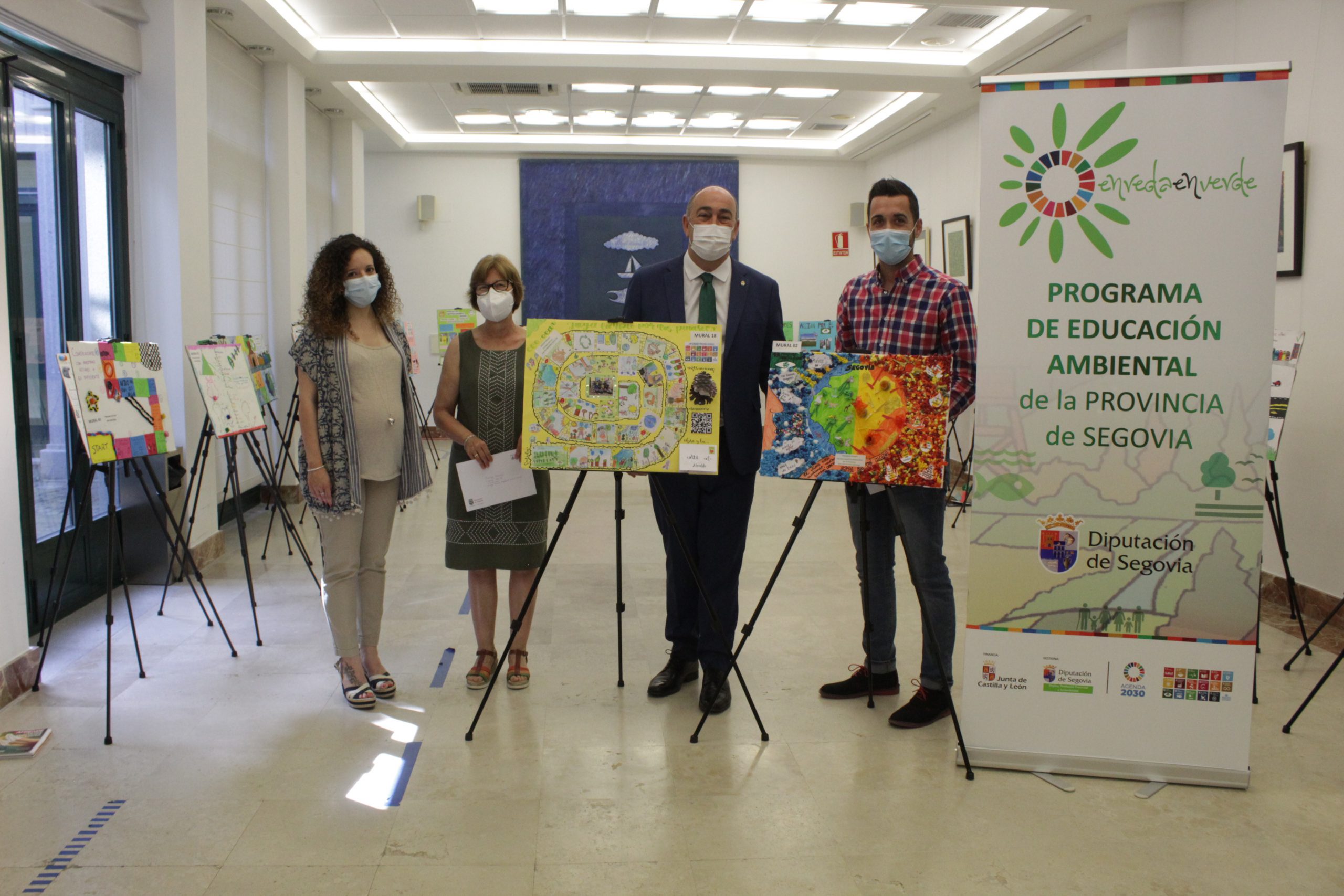 Entrega de premios y exposicion Enreda en verde 36