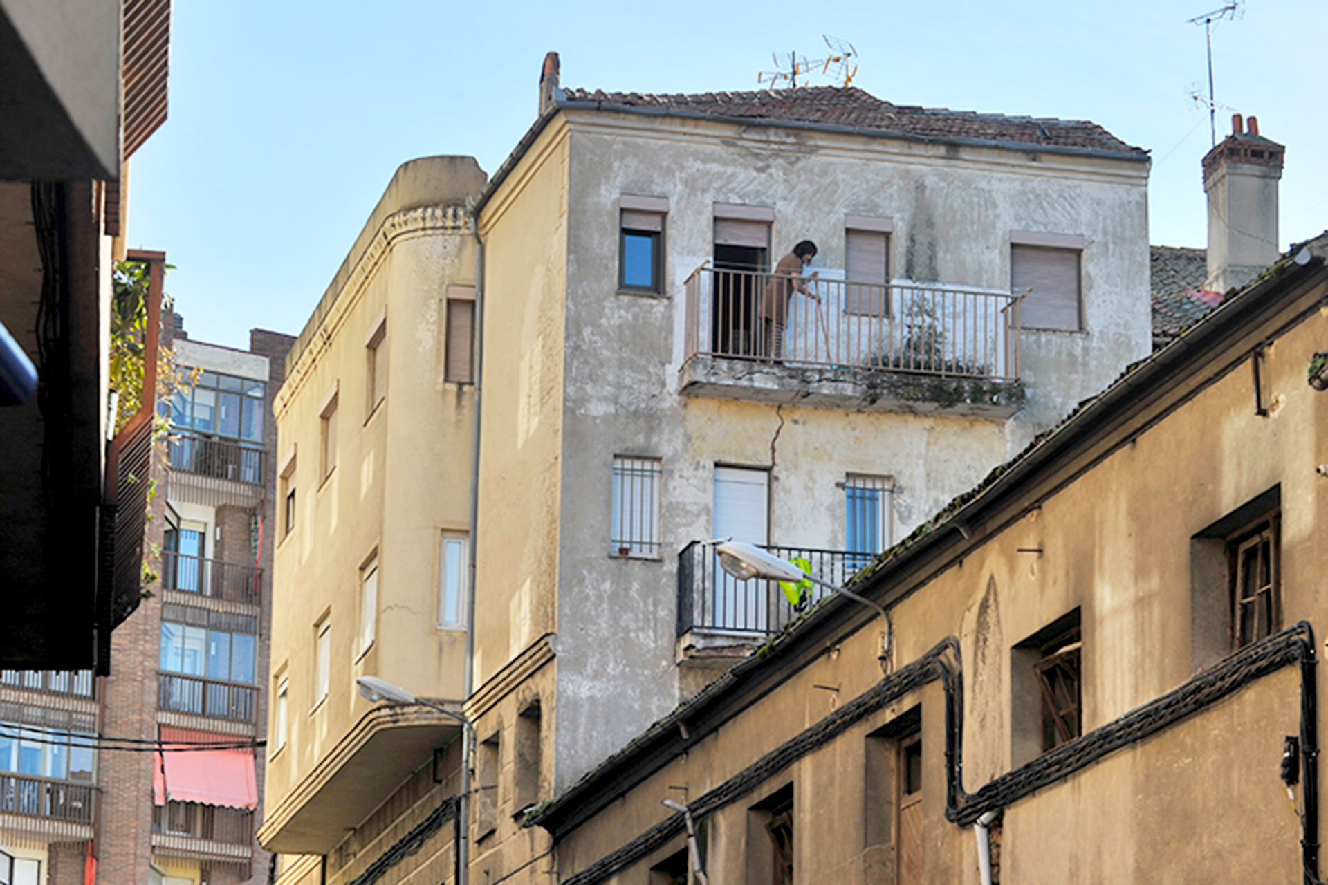Calle Antonio Machado Jose Zorrilla Morillo Solares Edificio KAM1612