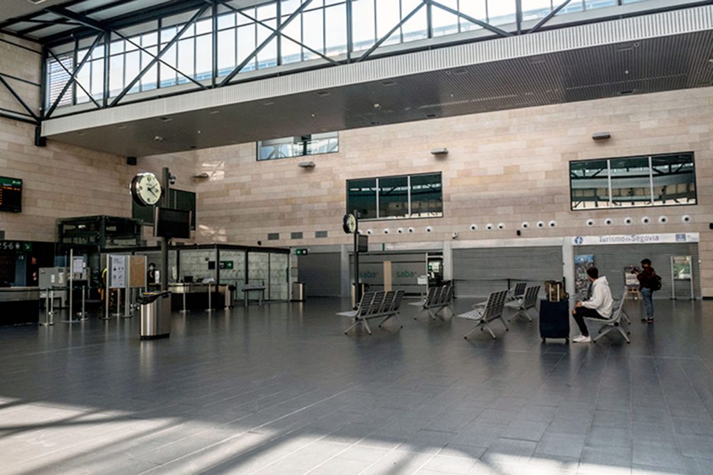 Coronavirus Confinamiento Regional Estacion Tren AVE KAM5550 Coronavirus Confinamiento Regional Estacion Tren AVE KAM5550