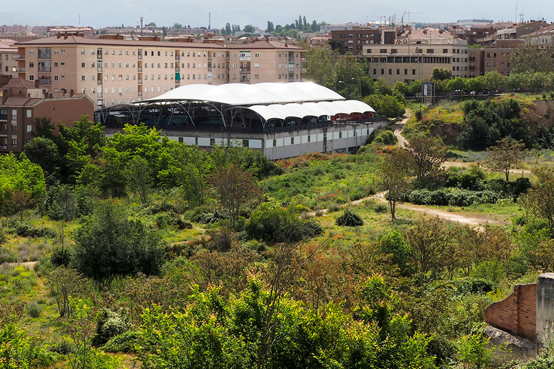 Estacion Autobuses Terrenos KAM6989