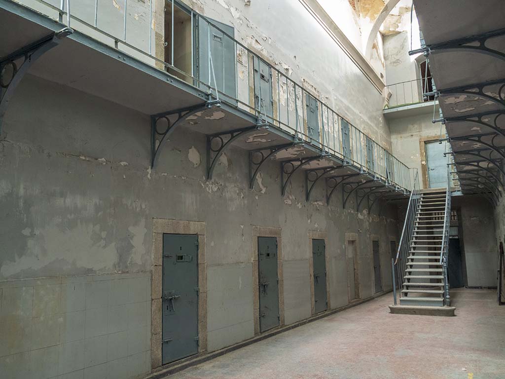 La Carcel Centro Creacion Galeria Patios