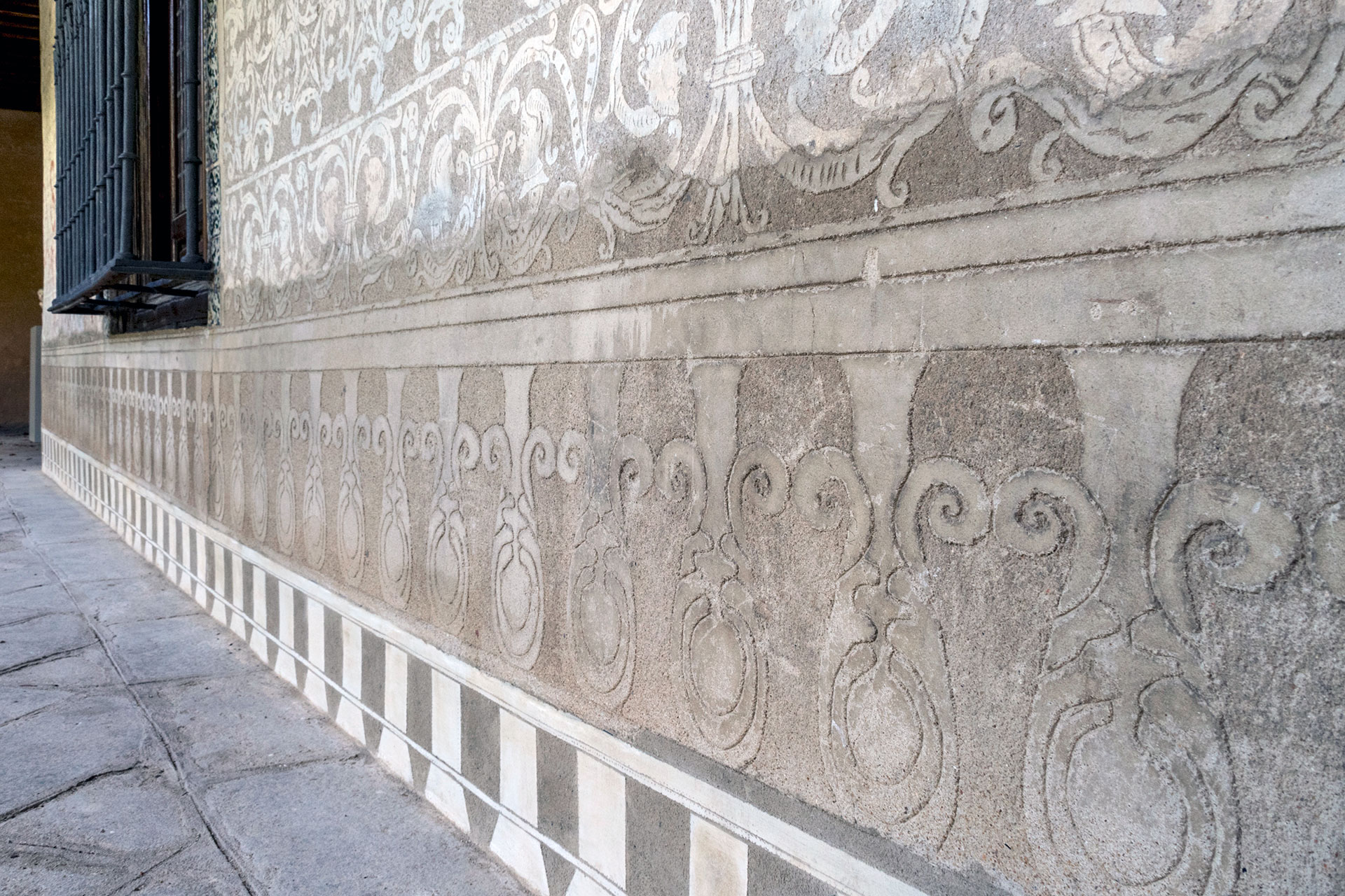 Torreon Lozoya Esgrafiado Restaurado Reintegrado KAM0230