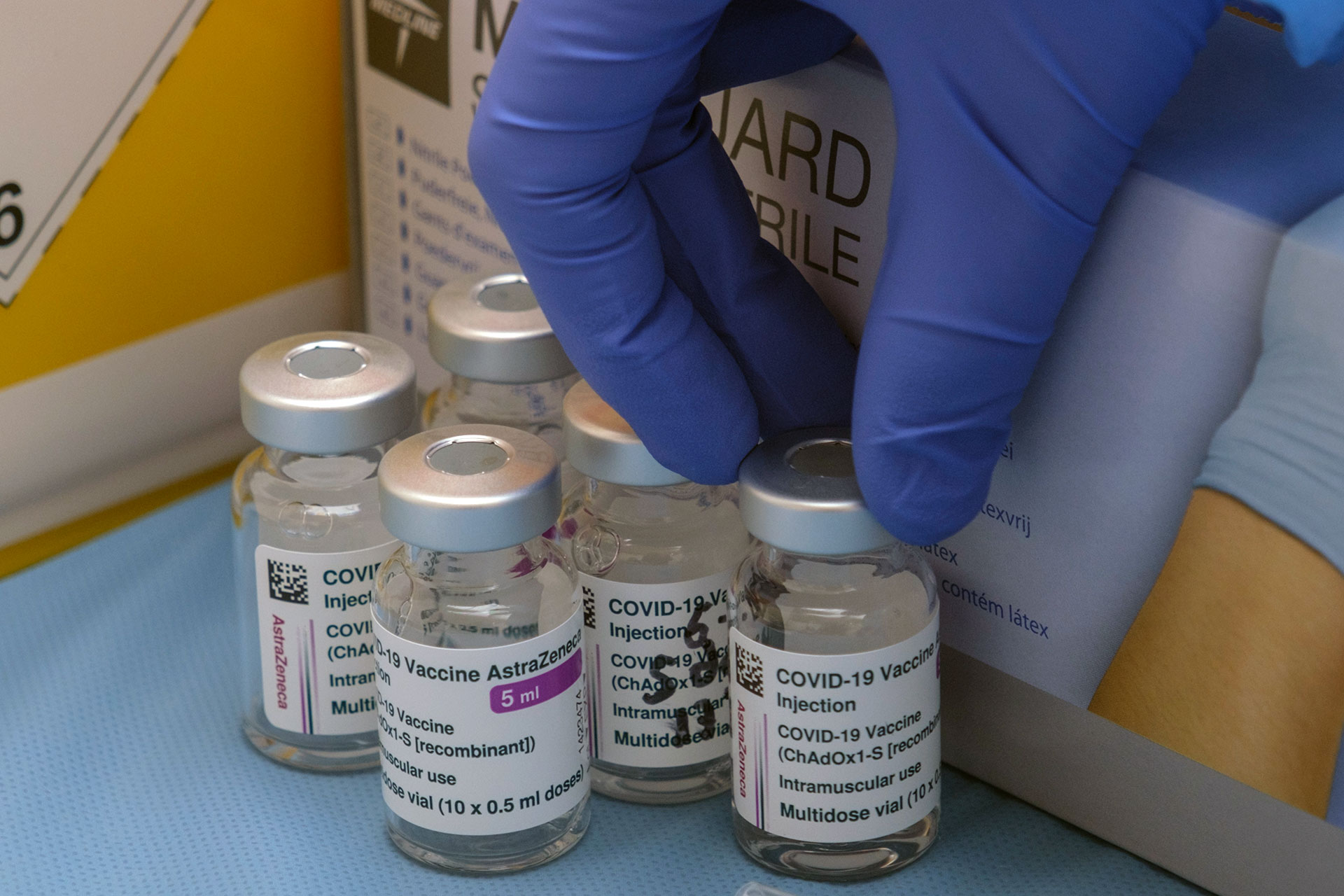 Vacunacion Vacunas AstraZeneca Coronavirus