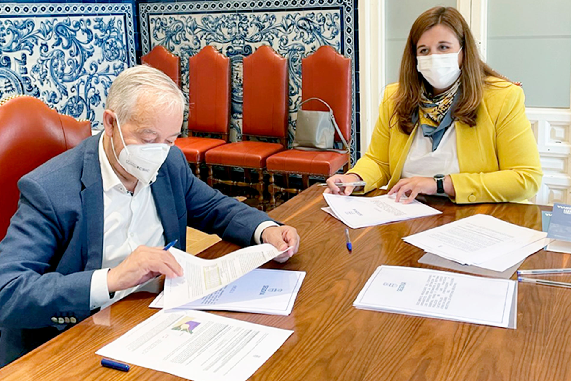 Firma de un convenio urbanístico para el desarrollo de la zona industrial de Prado del Hoyo 1 ayuntamiento convenio prado hoyo