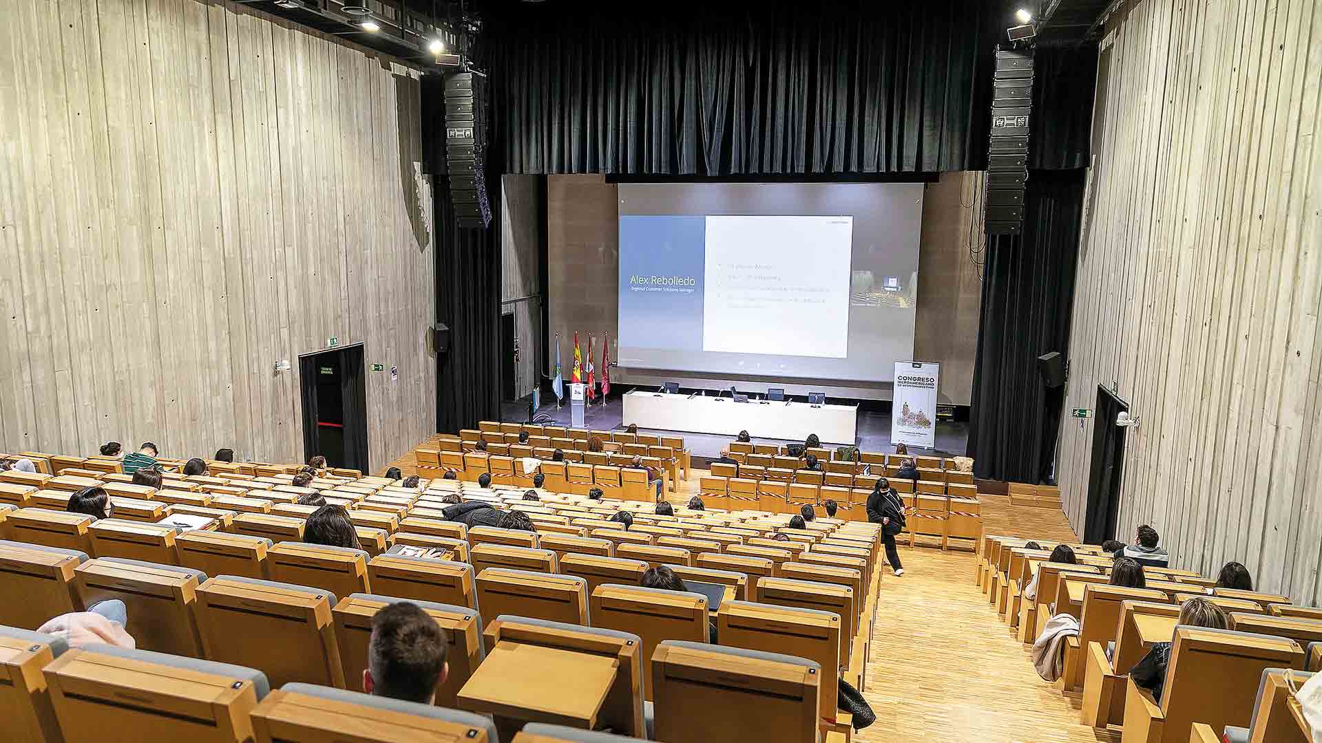 El equipo directivo del campus de la UVa en Segovia rinde cuentas a la sociedad 2 13 02 salon de actos