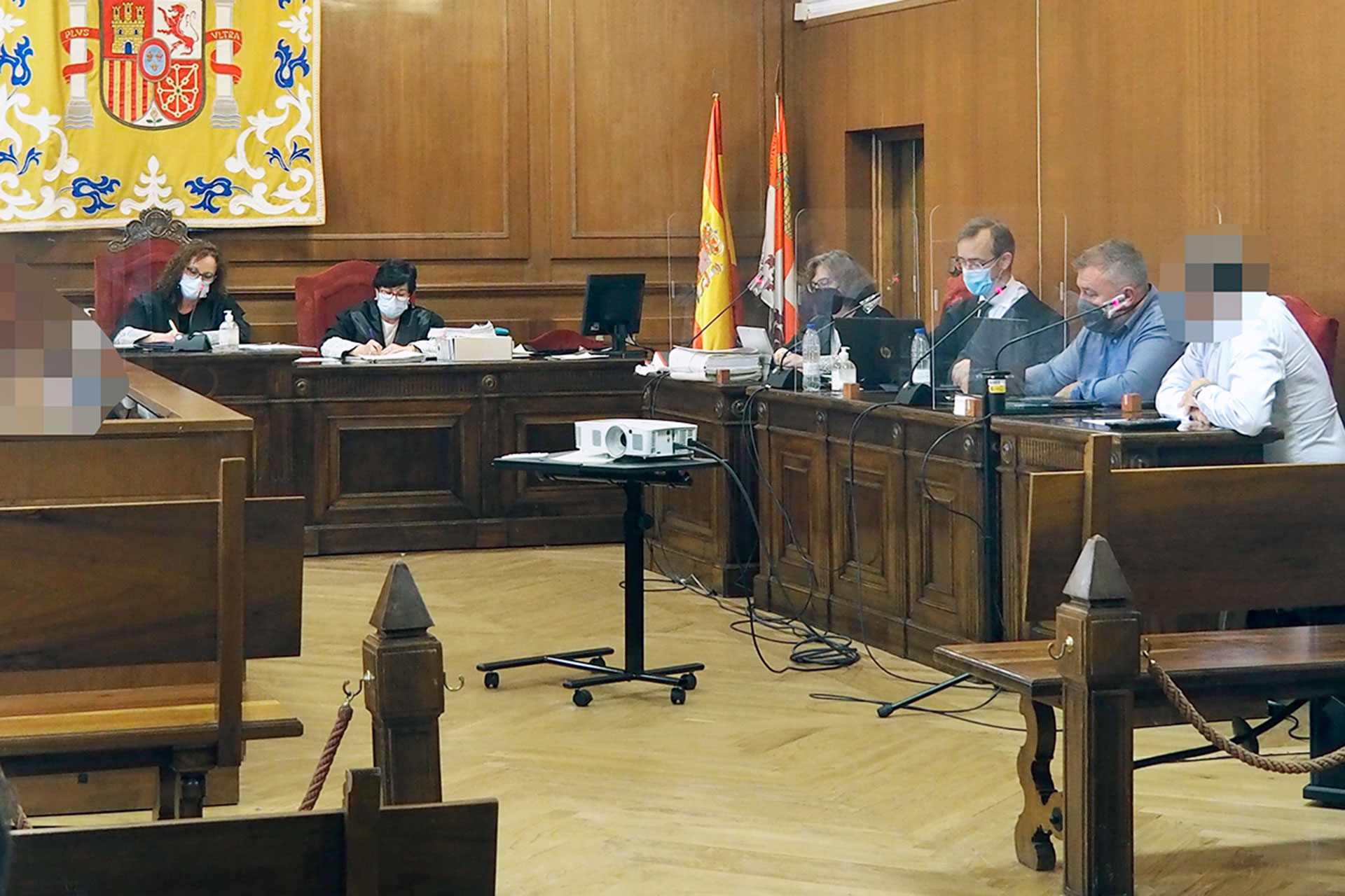 Juicio Estafa Carnet Policia Nacional Jurado Popular KAM8889