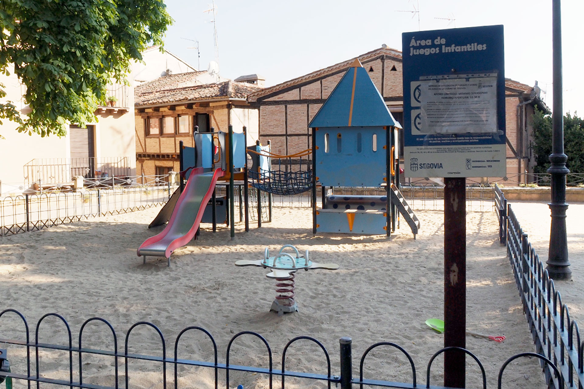 Parque Infantil Plaza Merced
