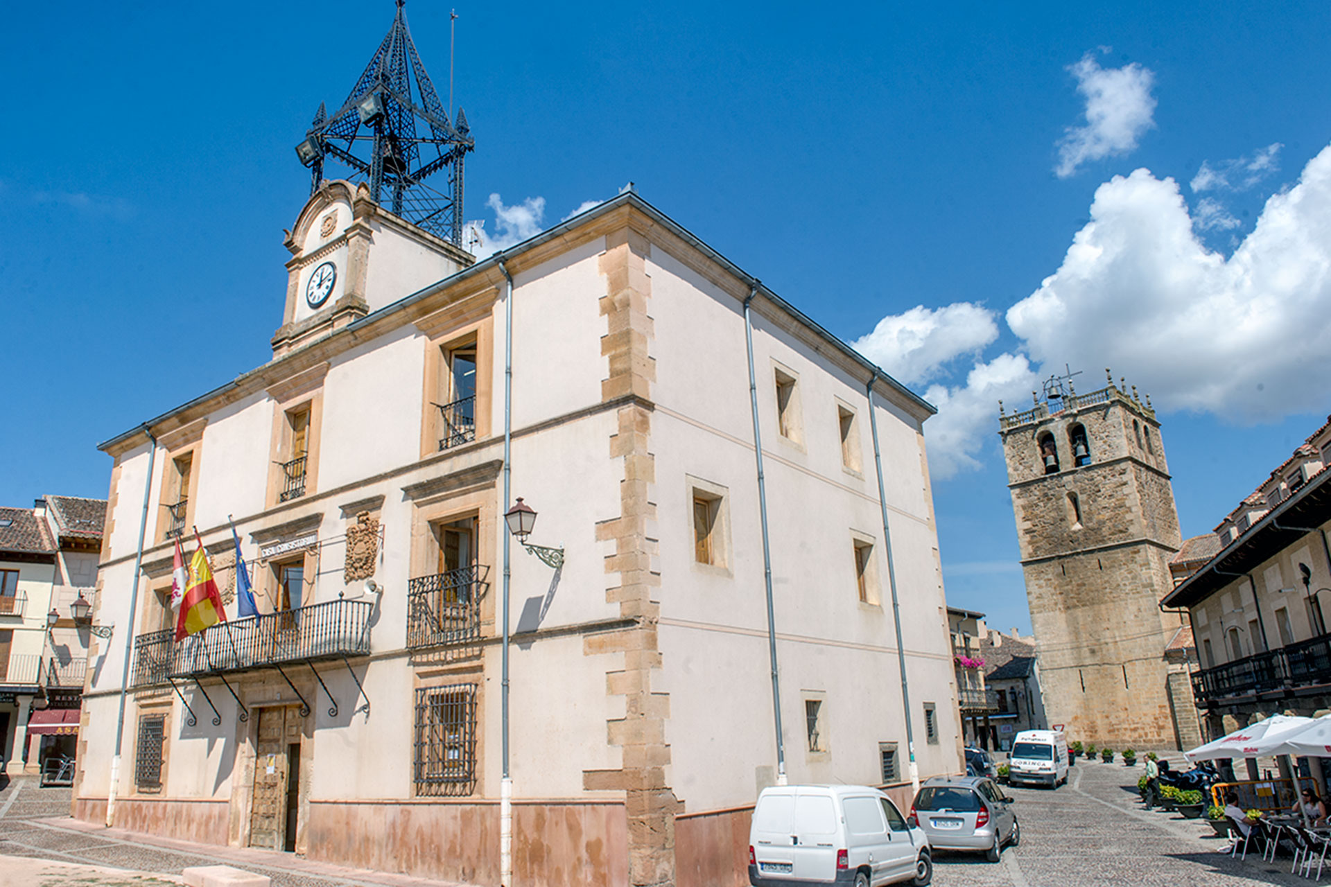 Riaza Plaza Ayuntamiento KAM2340