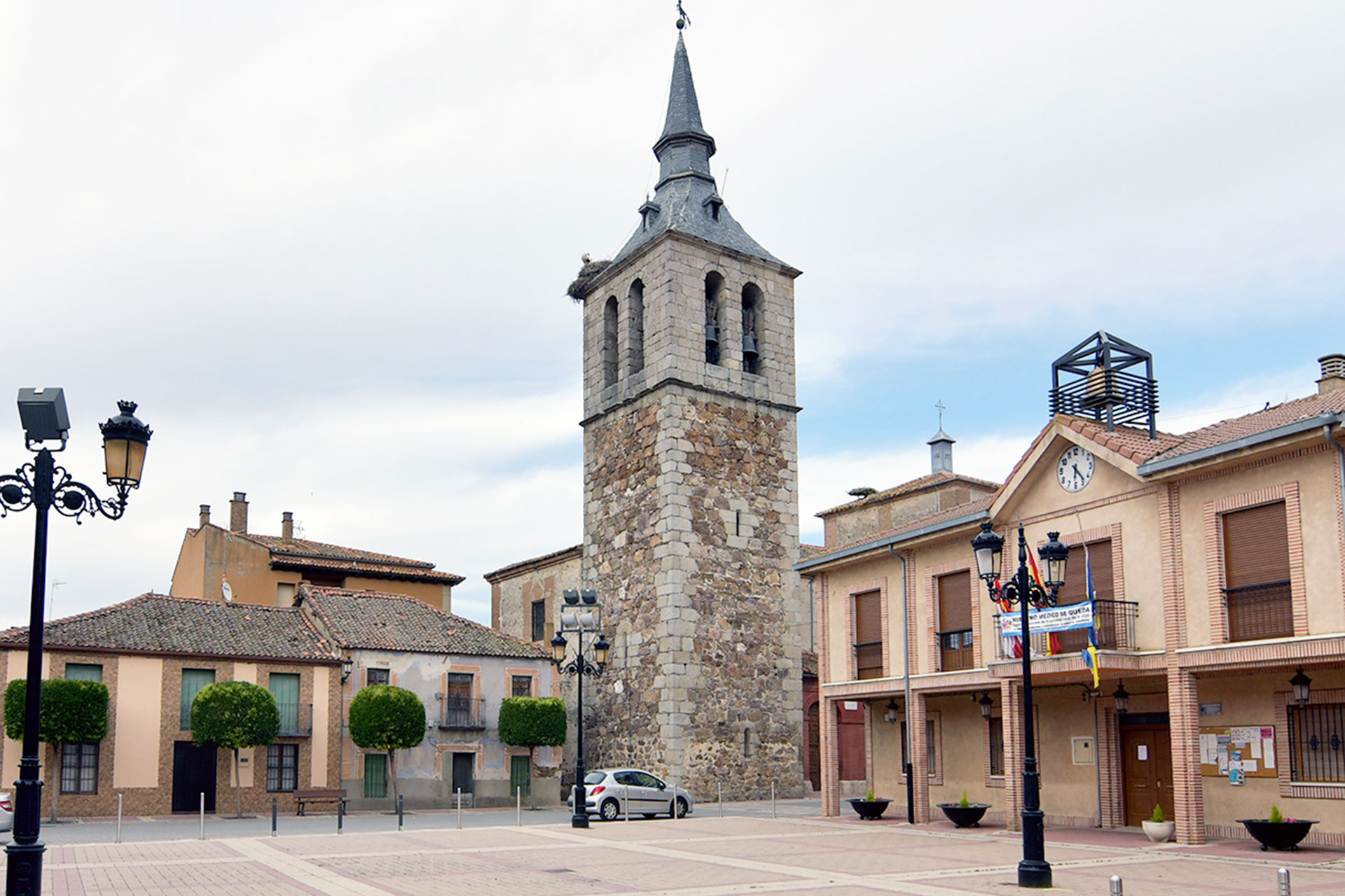 navalmanzano ayuntamiento