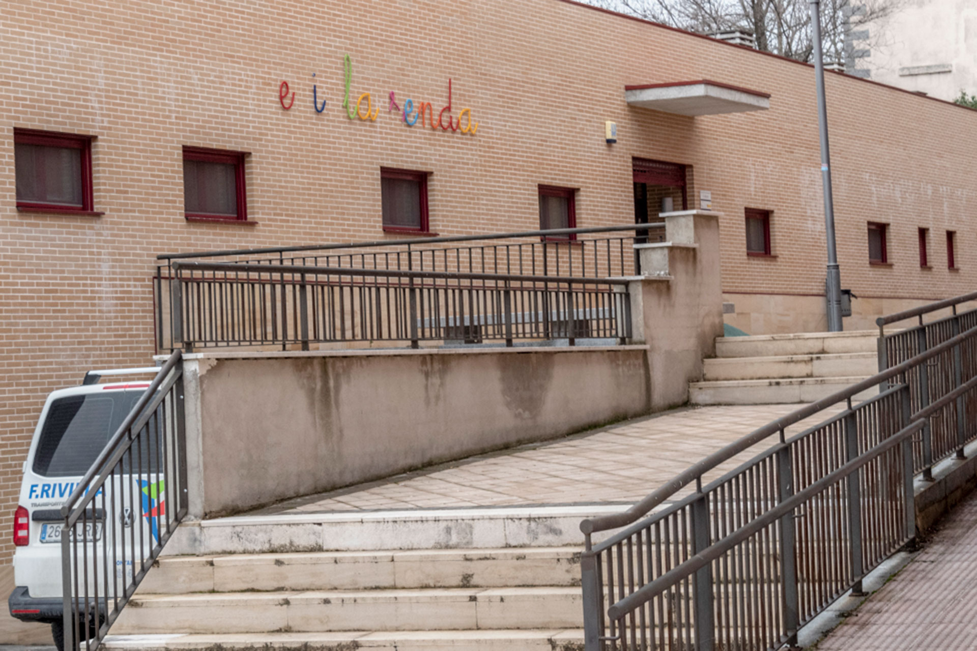 El plazo de presentación de las solicitudes será del 30 de agosto al 8 de septiembre para alumnos matriculados. / KAMARERO