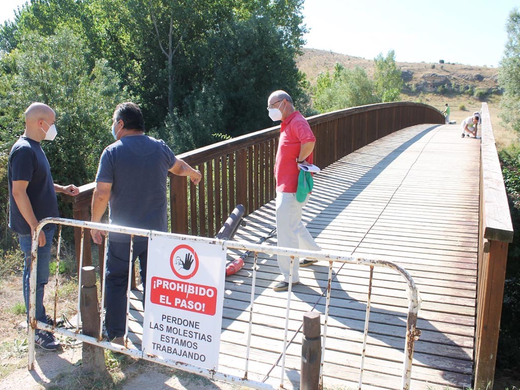 Pasarelas sobre el rio Eresma