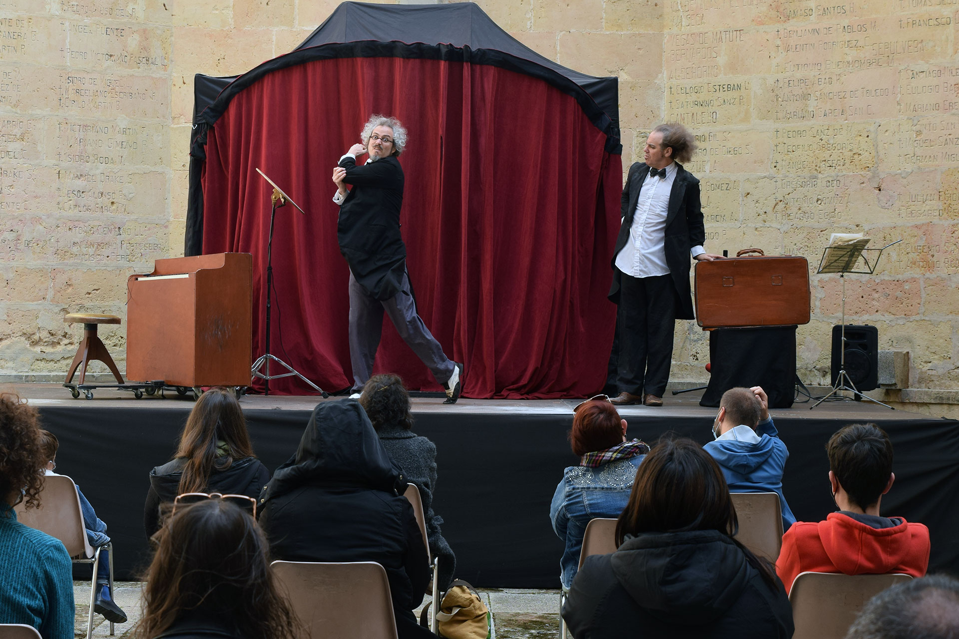 Titirimundi actuacion The Crazy Mozarts 2