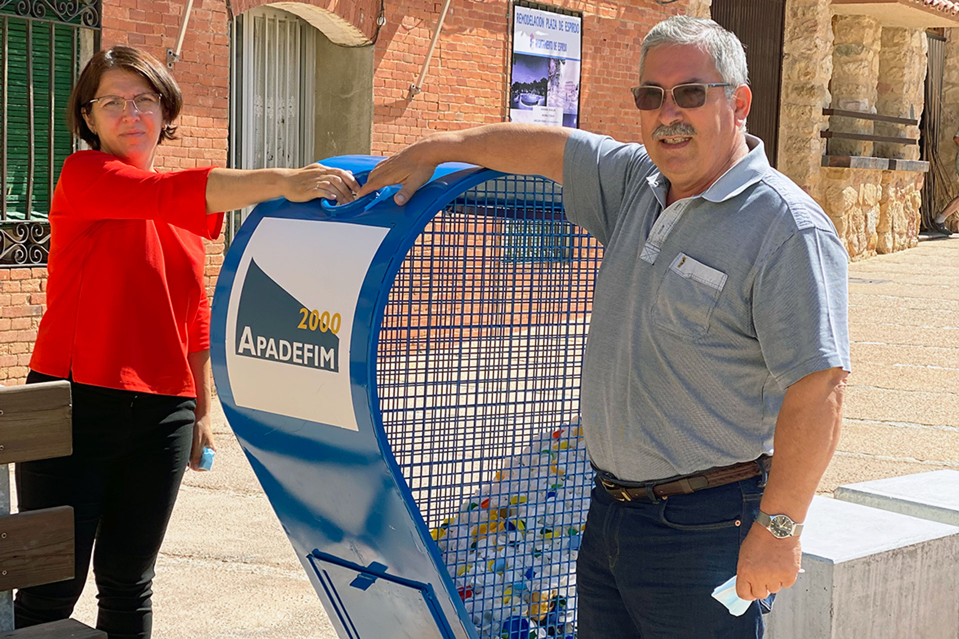 espirdo apadefim corazones solidarios recogida tapones