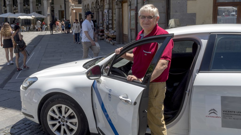 07 02 kamarero web 07 02 kamarero web