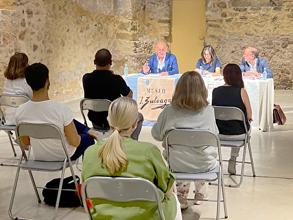El encuentro se celebró en la antigua sinagoga, sede de la Fundación Villa de Pedraza. / El Adelantado
