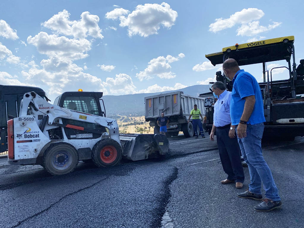 asfaltado Carretera Santiuste de Pedraza basilio del olmo miguel angel de vicente