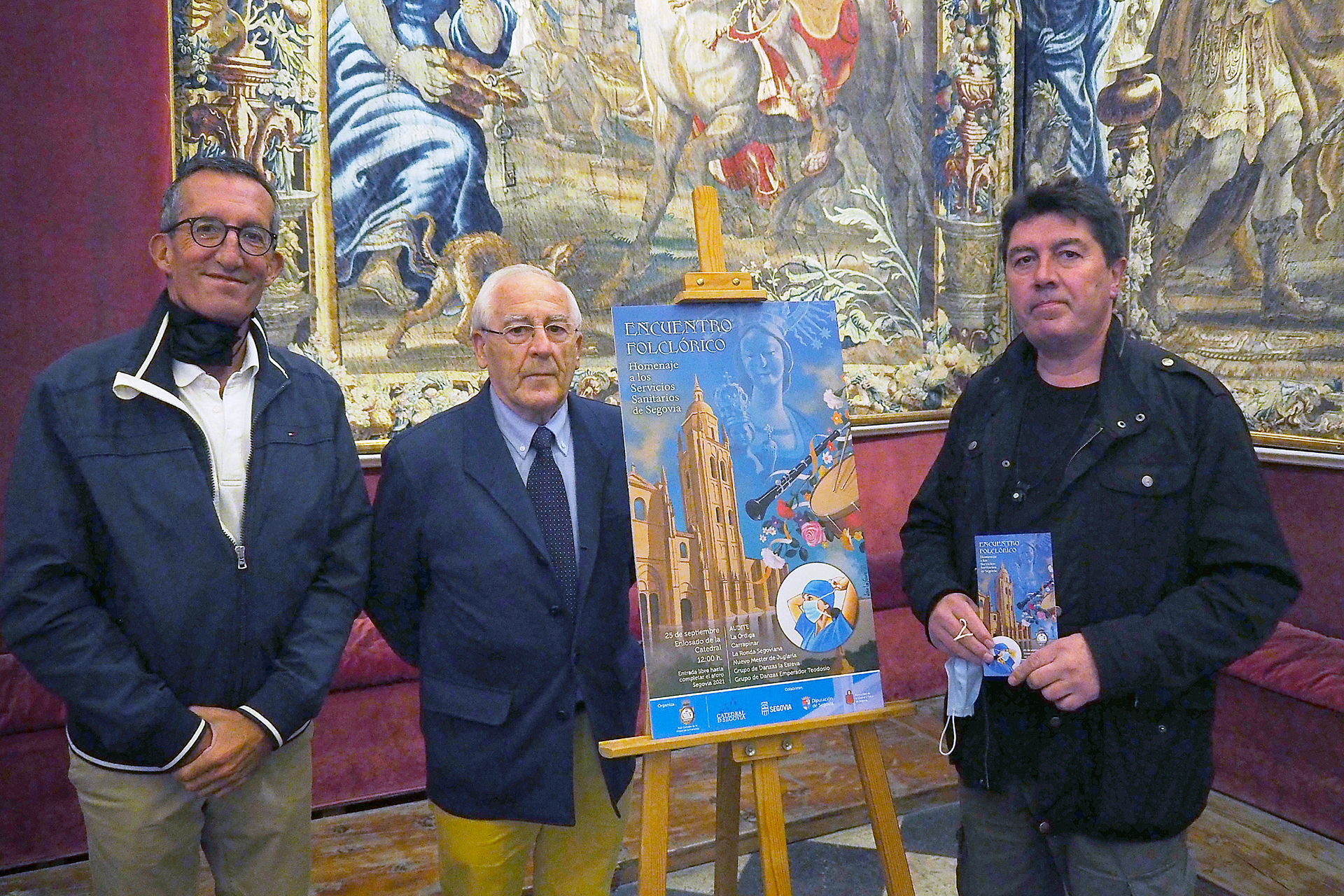 El presidente de la cofradía, Julio Borreguero, anunció ayer en rueda de prensa las novedades del Novenario. / KAMARERO