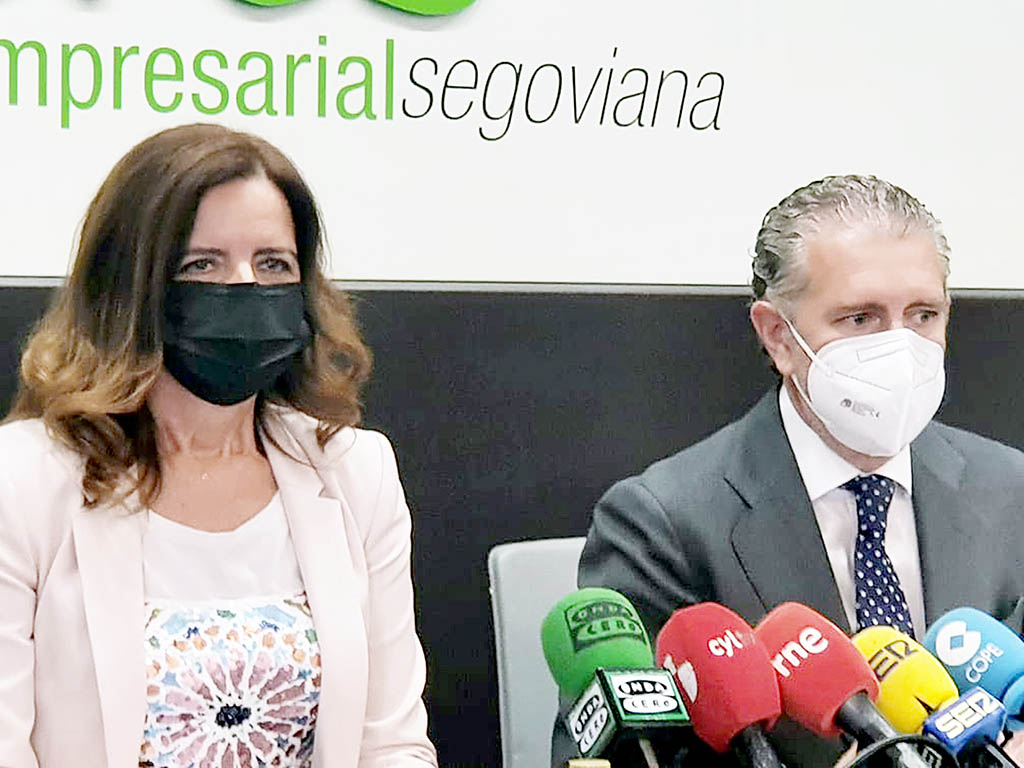 consejera empleo ana carlota amigo andres ortega fes