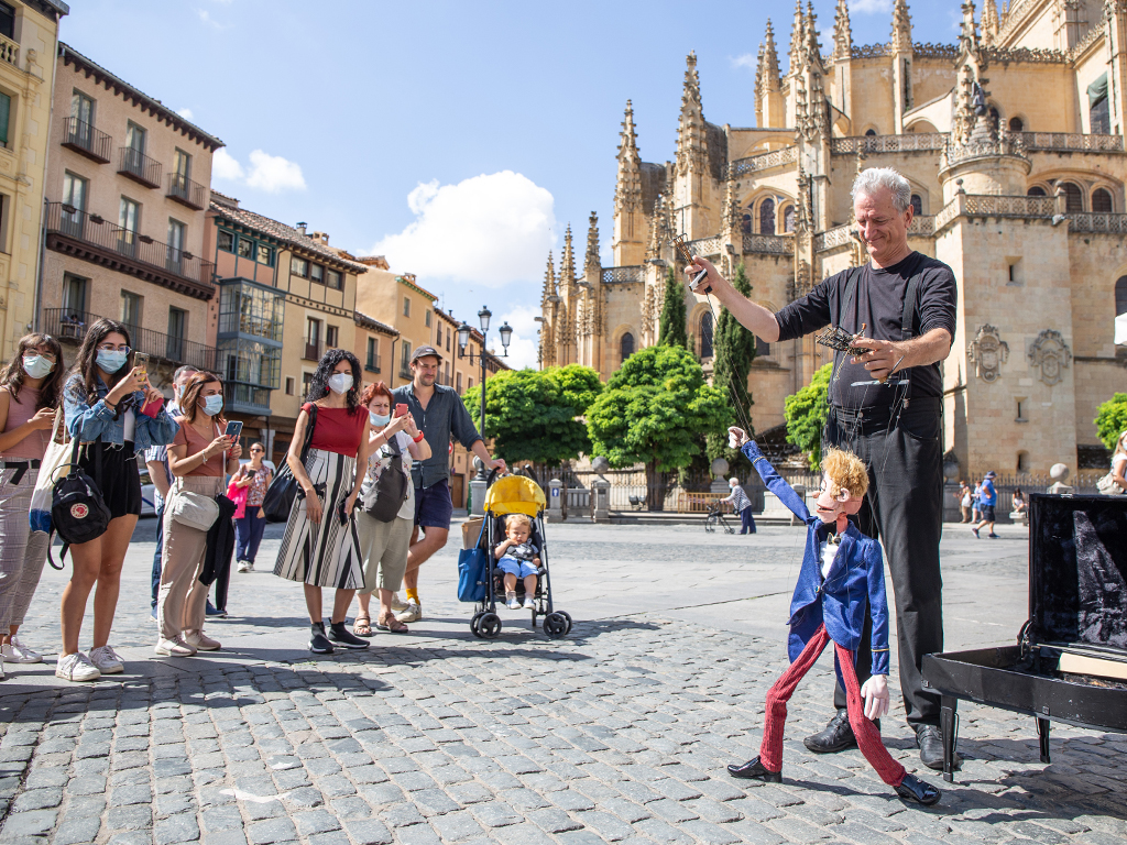 mr barti titirimundi plaza mayor