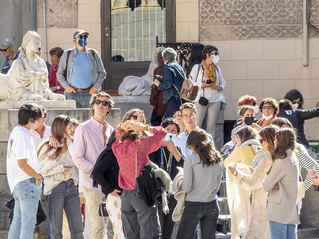 20211002 Calle Gente Mascarillas Coronavirus KAM2129