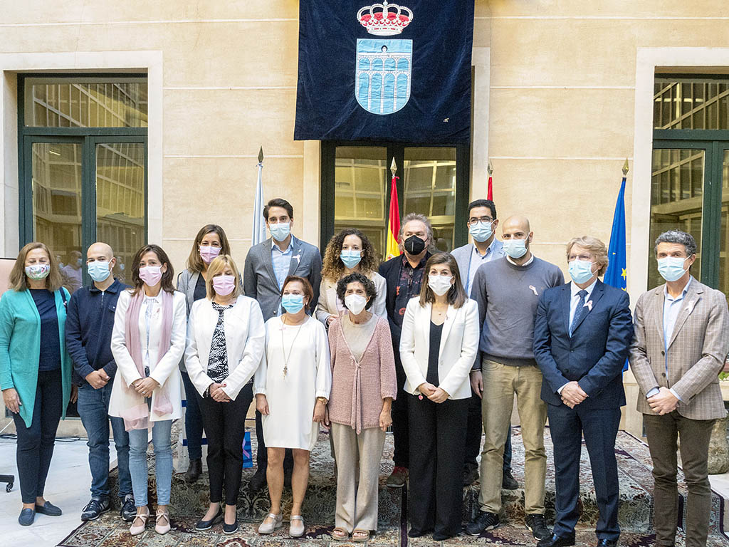 AECC Dia Cancer Mama Ayuntamiento