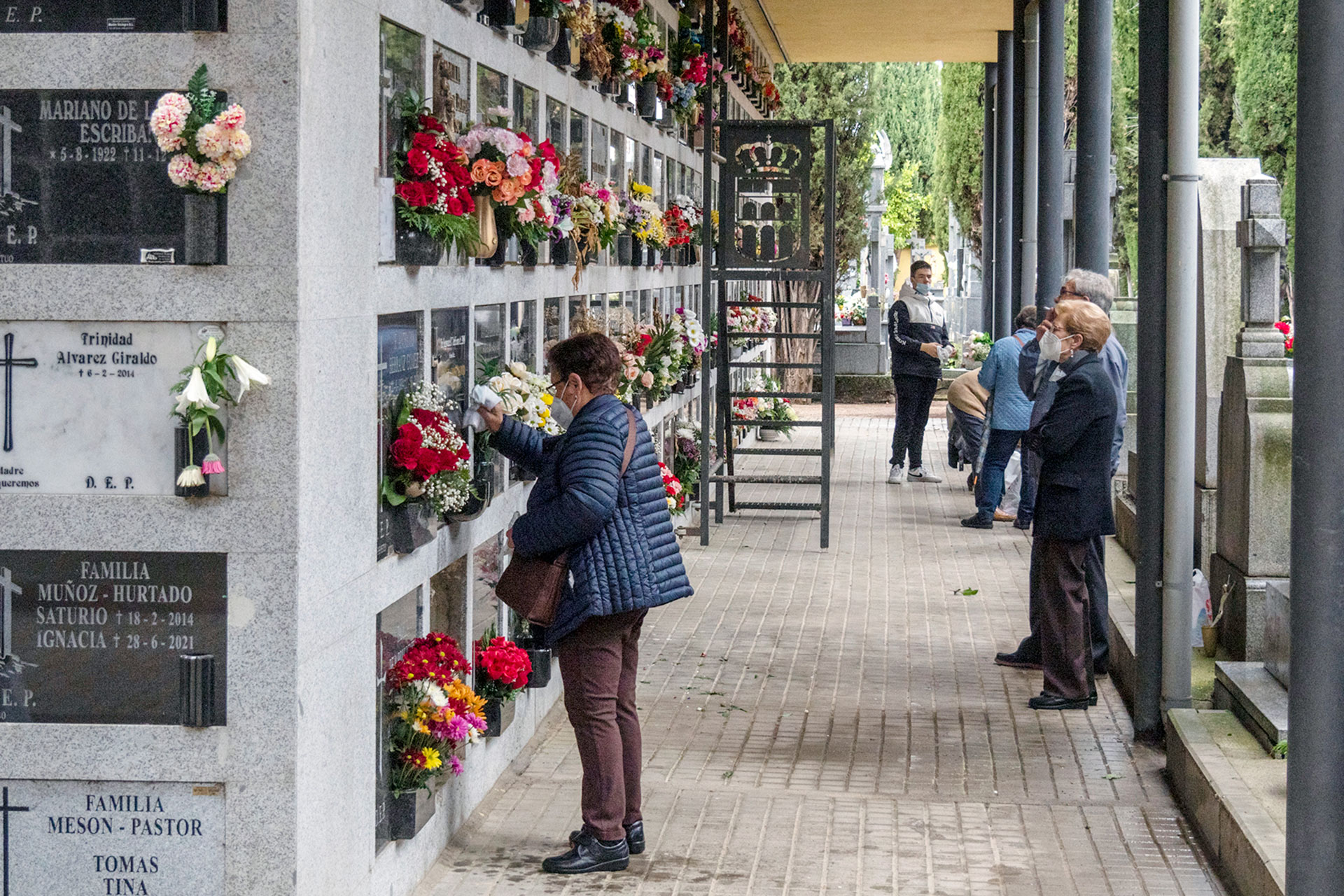 Una tradición milenaria que no muere 1 Dia Santos Cementerio KAM7529