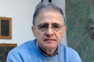 Escultor gregorio herrero CHA6965