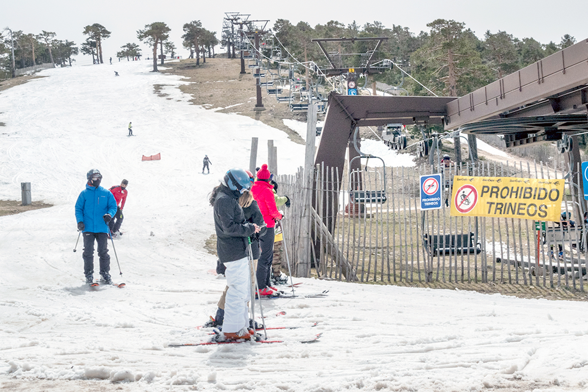 Estacion Esqui Navacerrada Ultimo Dia Escaparate KAM6507