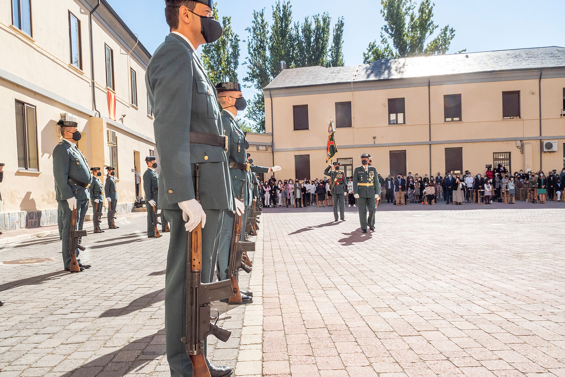 Tras 18 meses, la Guardia Civil recuperó los actos organizados con motivo de la festividad de su patrona. / KAMARERO