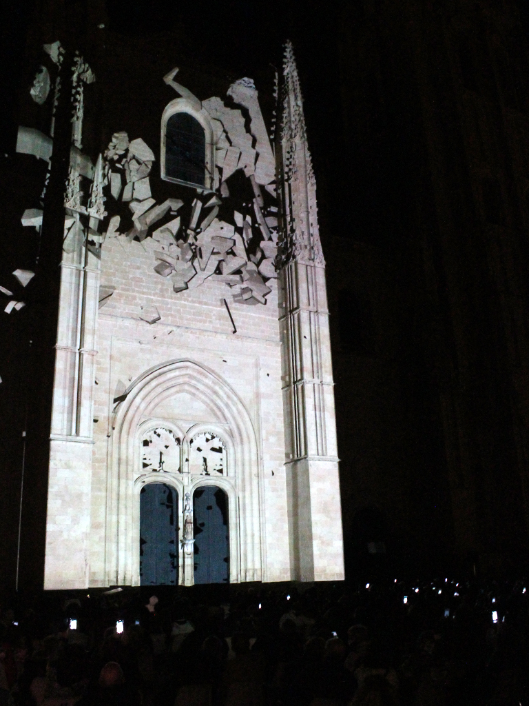 La fachada de la Catedral recreo escenarios inimaginables