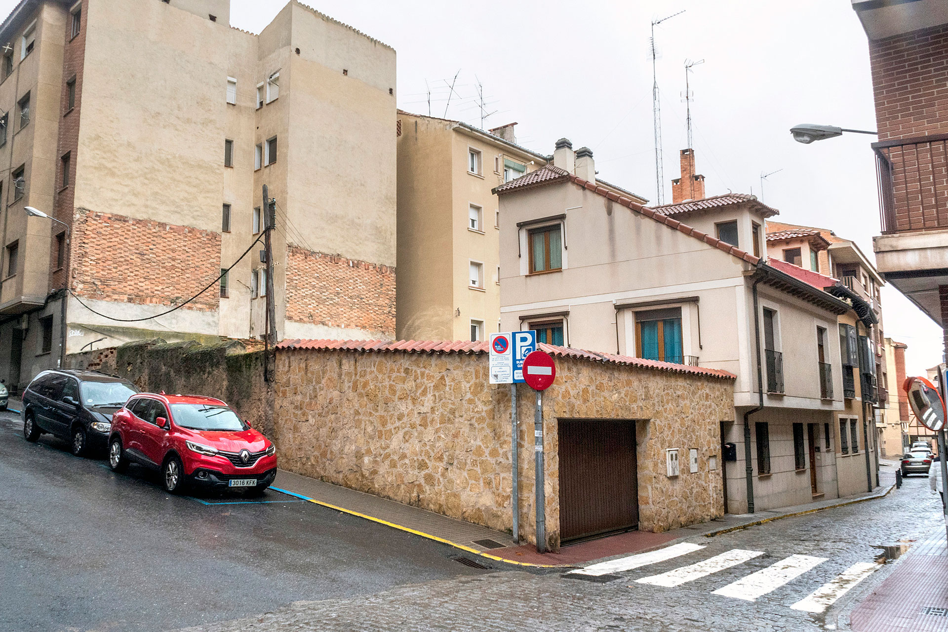 Calle Ortiz Paz La Plata Edificios KAM2149