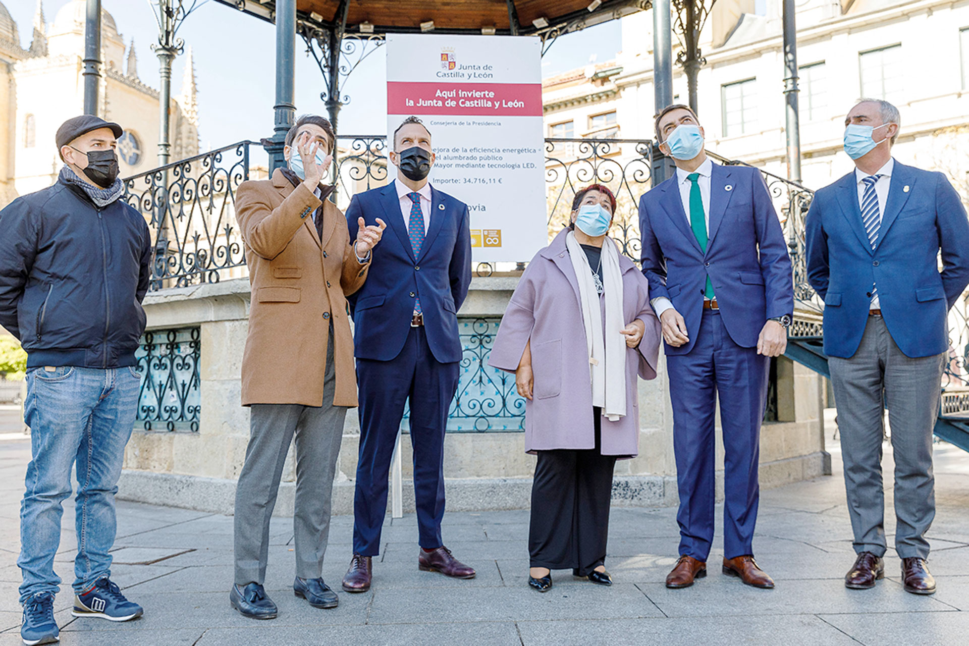 La alcaldesa Clara Luquero muestra a Ibanez los trabajos realizados en el Parque de la Dehesa con cargo a estos fondos