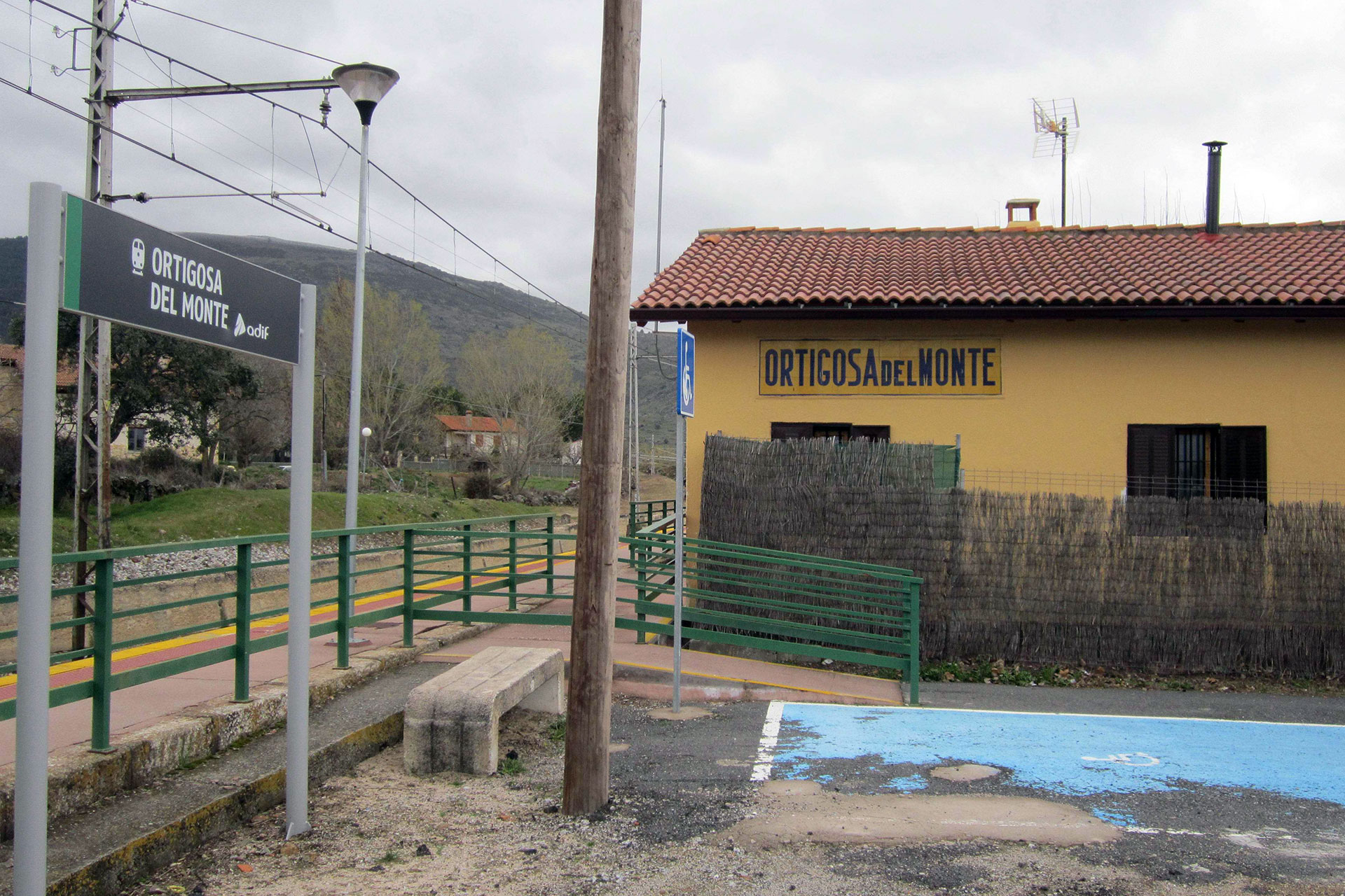 Ortigosa del Monte estacion de tren IMG 3871 2