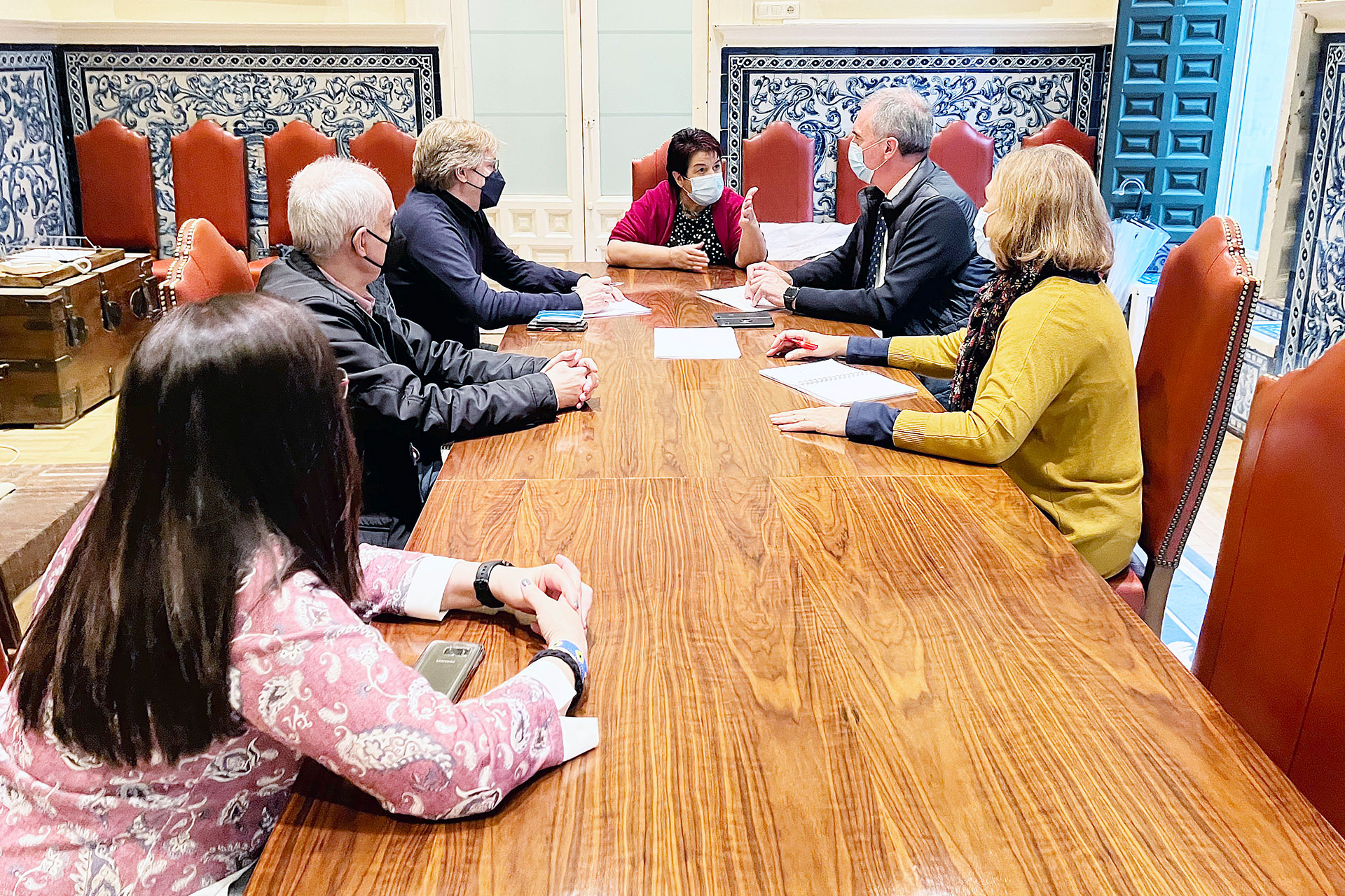 ayuntamiento reunion junta vacunacion pedro delgado 01