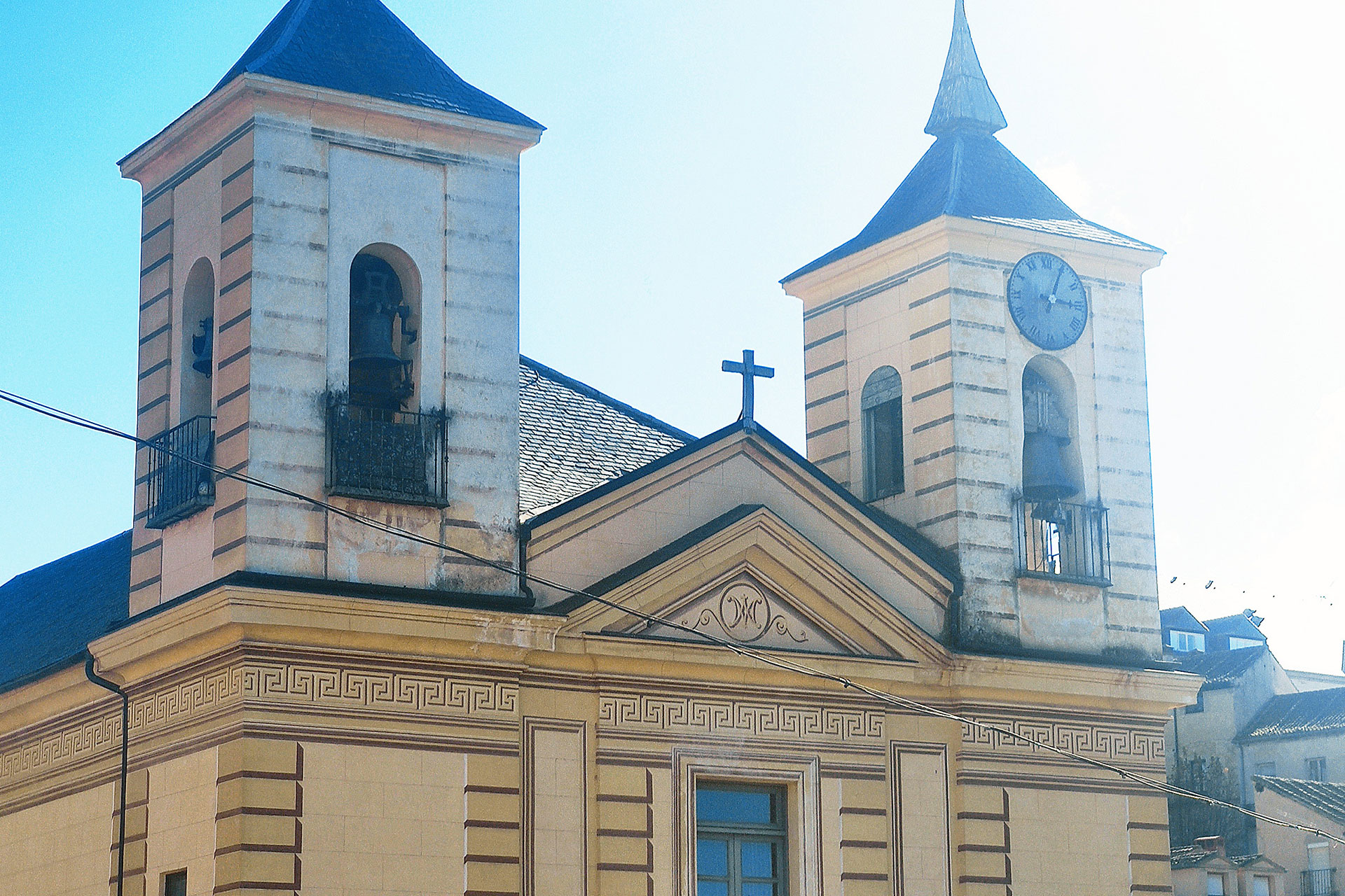 san ildefonso reloj iglesia dolores 543