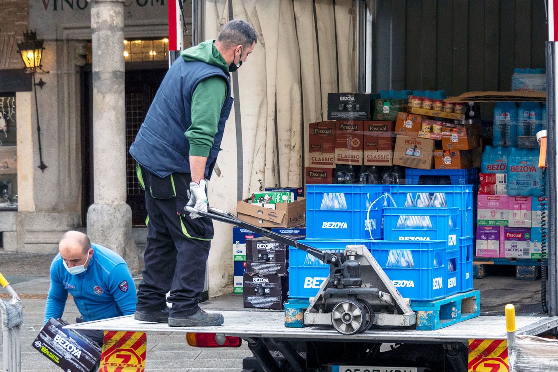 Trabajadores Repartidores Servicios KAM2855