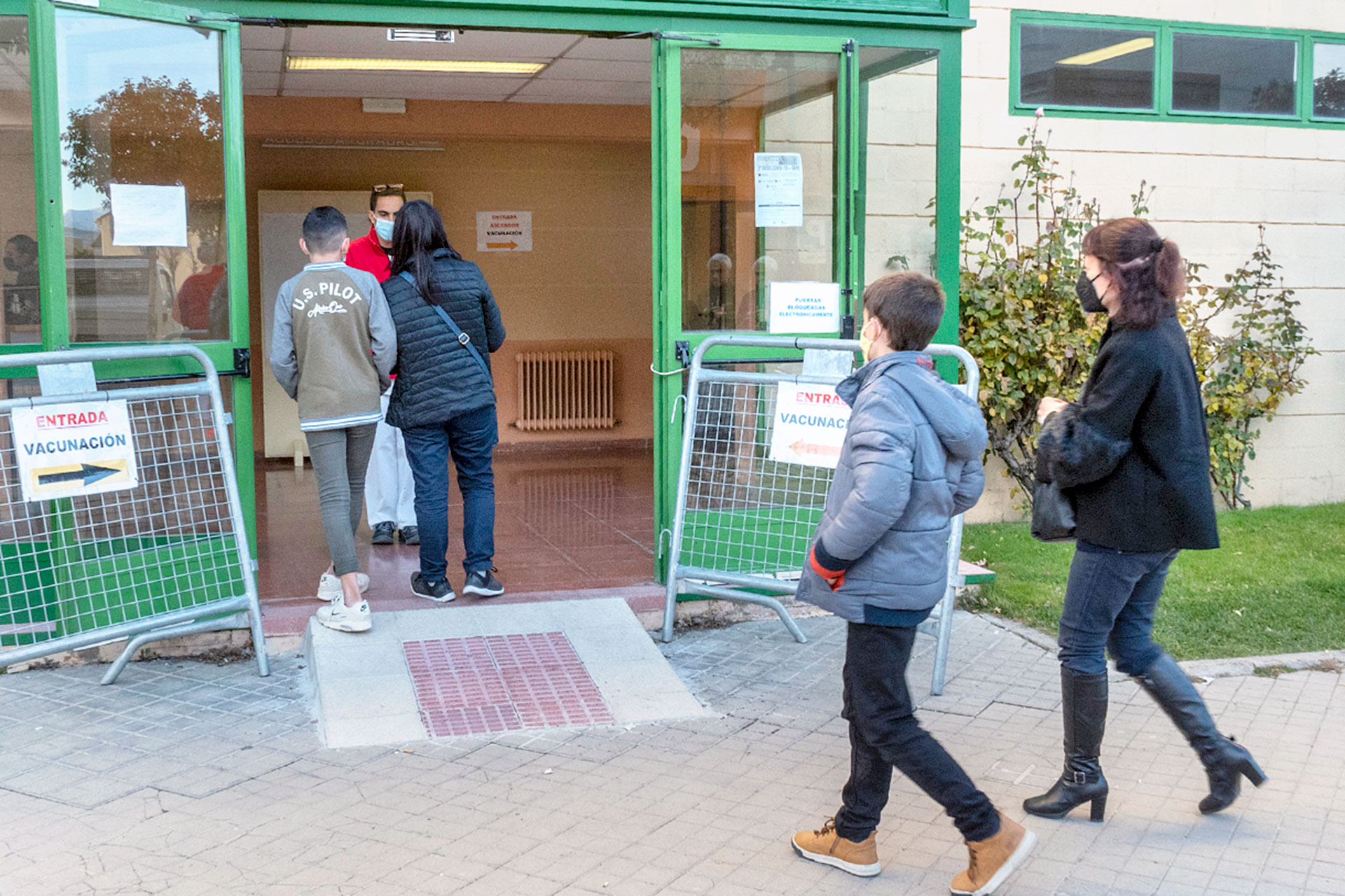 Vacunacion Ninos Pabellon Pedro Delgado Coronavirus KAM5030