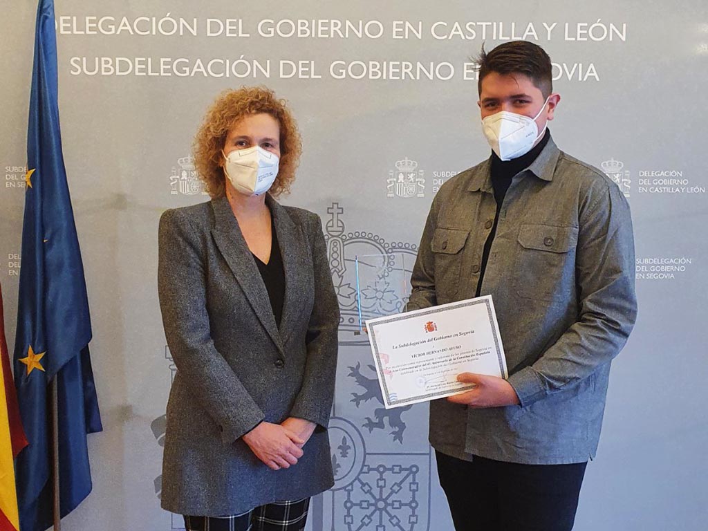 alumno maria moliner victor hernando premio valores