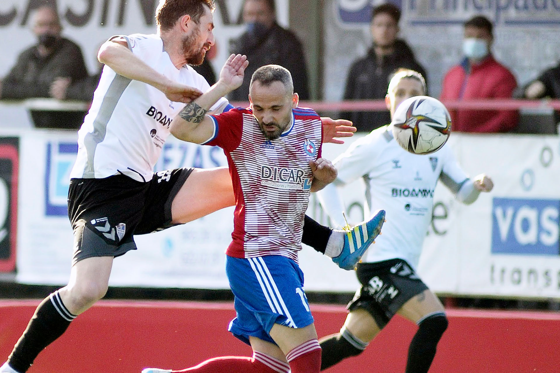 Empate agridulce de la Segoviana en el ‘futbolín’ 1 futbol Llanera Segoviana