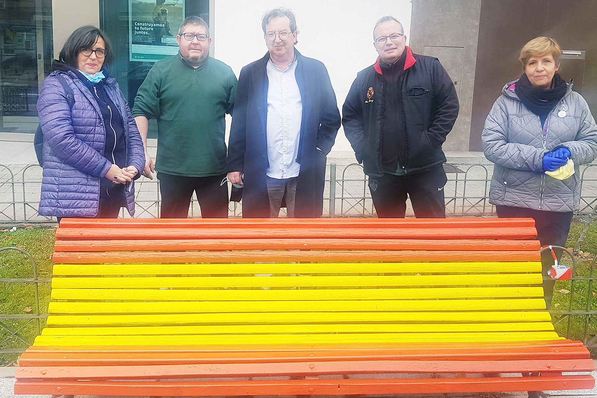 san lorenzo asociacion vecinos bancos convivencia