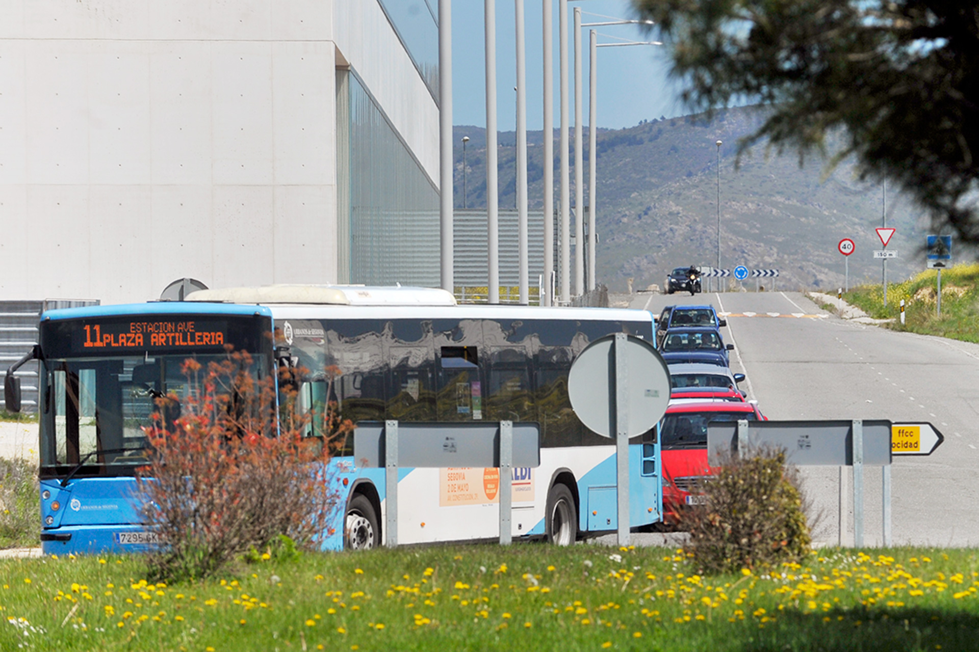 Rotonda Choricera AP61 Vial Ave Atascos KAM4641