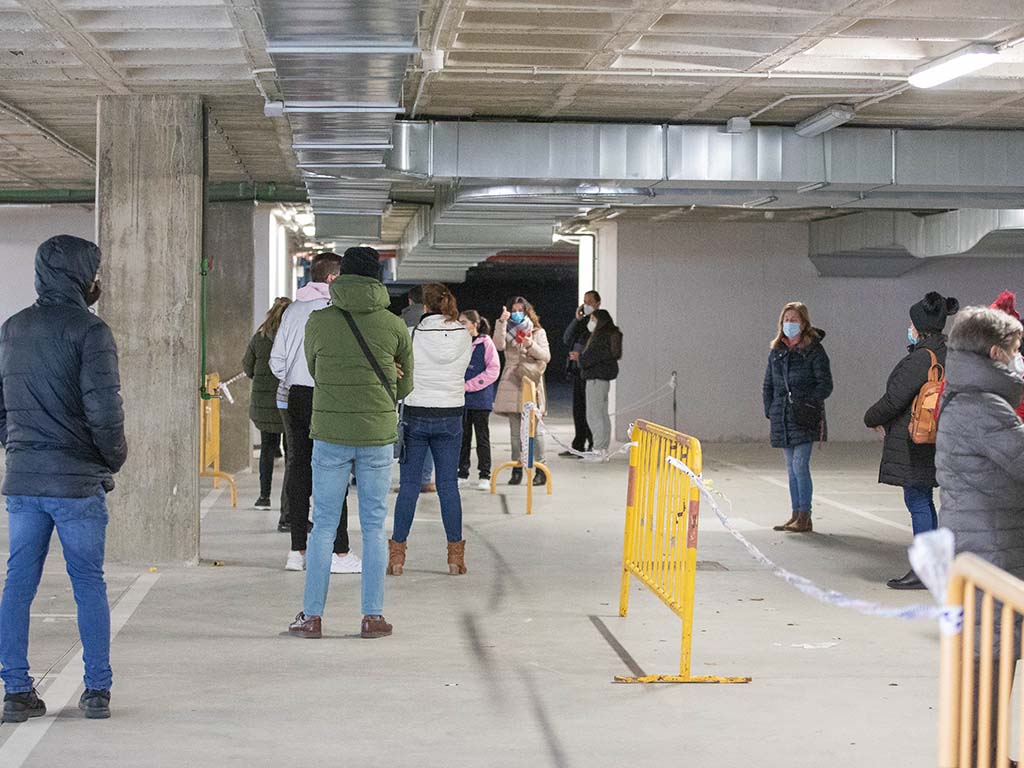 biblioteca publica test antigenos pcr coronavirus vacunacion