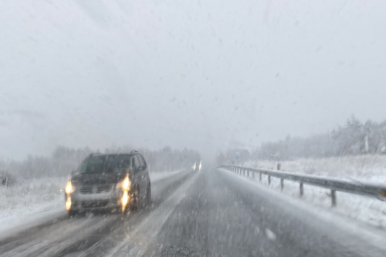 carretera n 110 coche nieve nevada