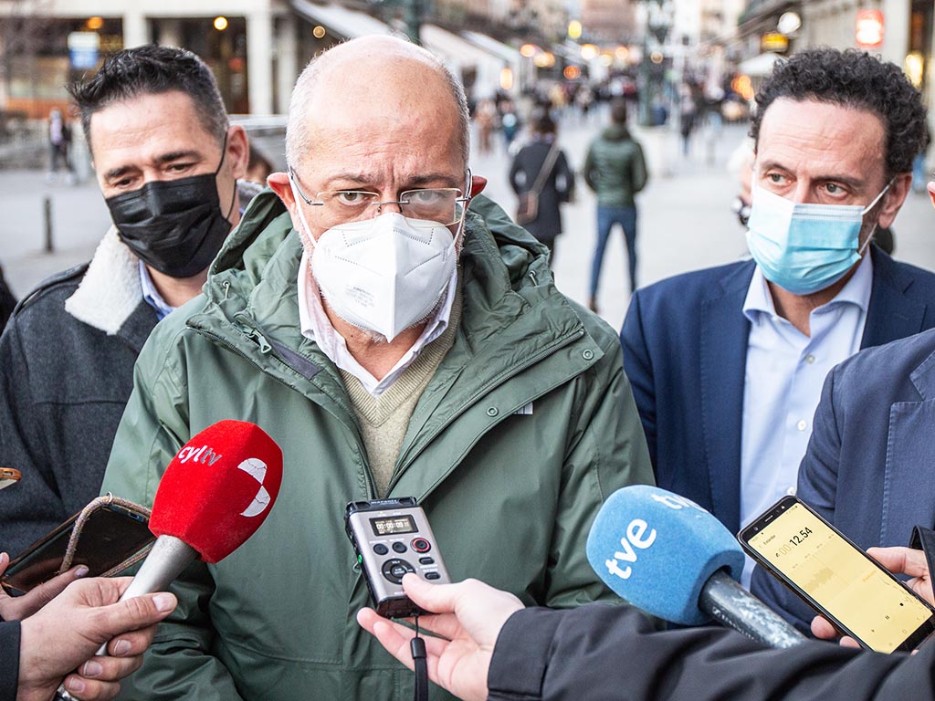 Afrodisio Martínez, Francisco Igea y Edmundo Bal, en un acto de Ciudadanos en Segovia. / NEREA LLORENTE