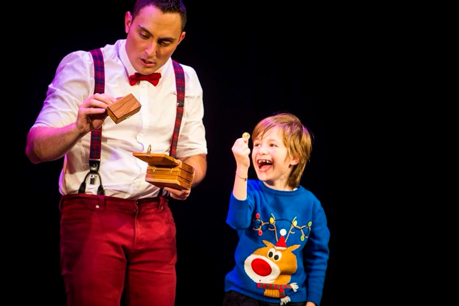 diputacion actuamos a todo folk hector sansegundo