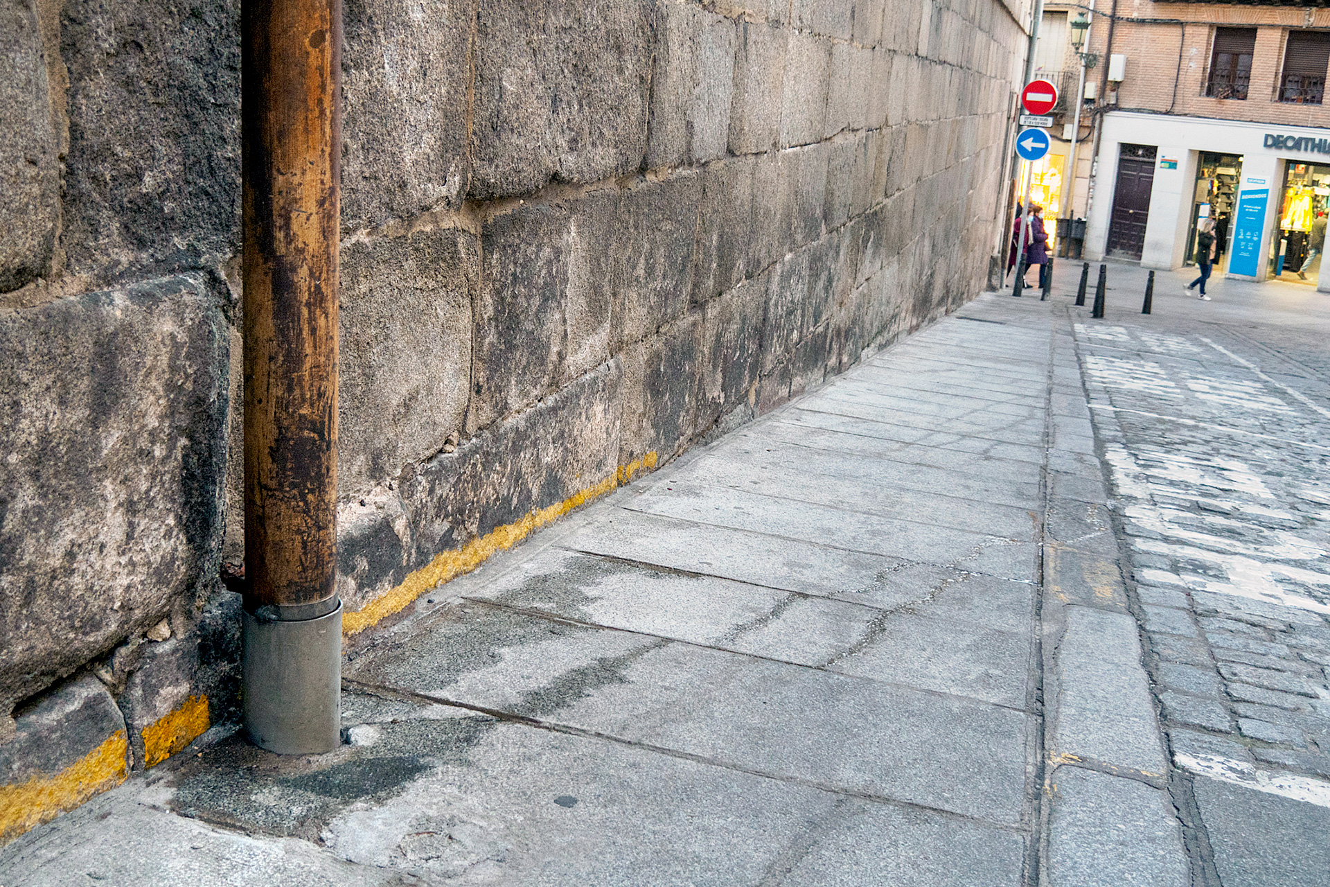 Calle Jose Canalejas Casa Lectura Meadas KAM8665