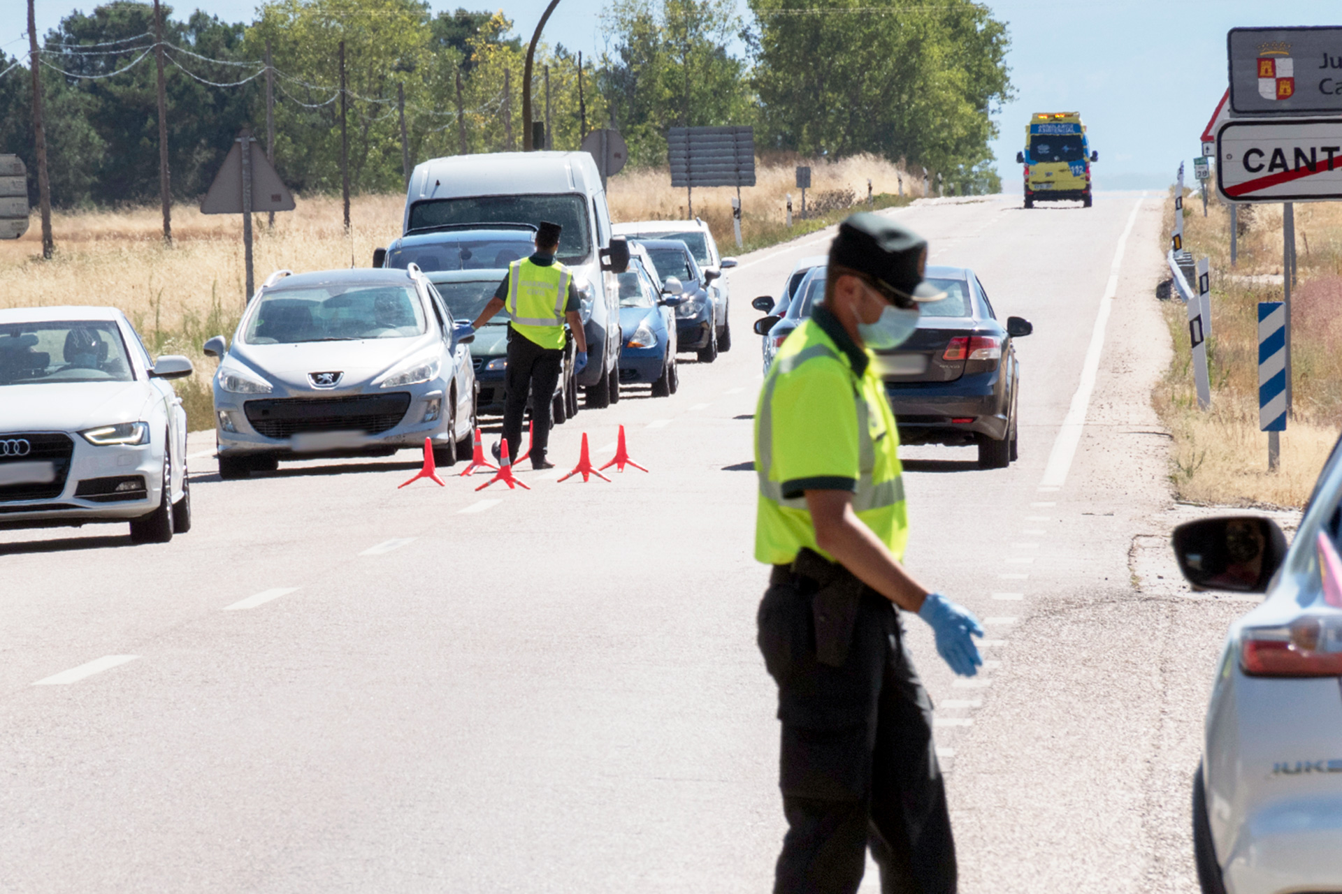 Cantalejo Coronavirus Control Guardia Civil Carretera SG205 KAM8824