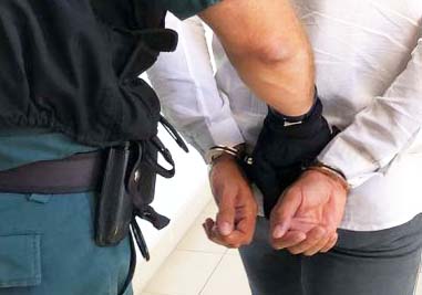 Guardia Civil Detenido Esposa Carcel