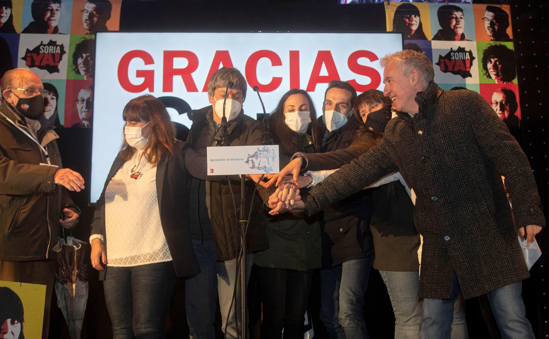 Soria ¡Ya! pide al PP un "compromiso vinculante" y plazos para pactar 1 La Agrupación de Electores Soria ¡Ya! celebra los resultados electorales. / EFE - WIFREDO GARCÍA
