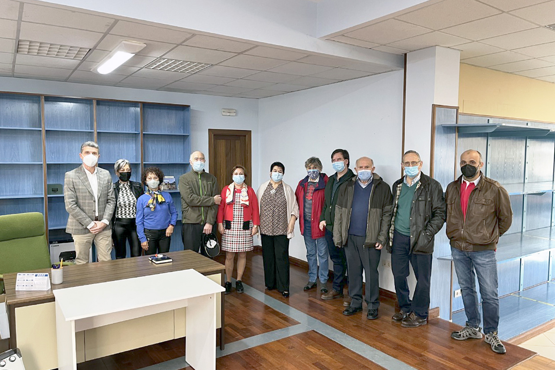 ayuntamiento visita sede asociaciode vecinos Justo Pastor 2